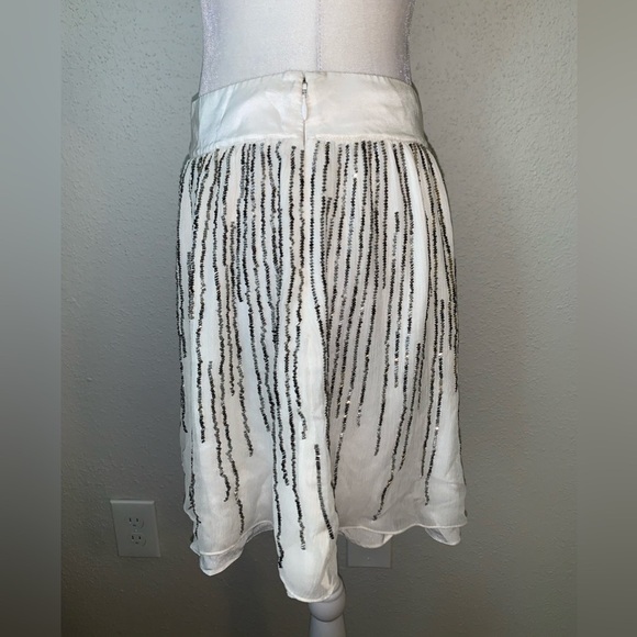 NWT Club Monaco Harley Beaded Jupe Skirt in Ivory Size 4 - Picture 3 of 12